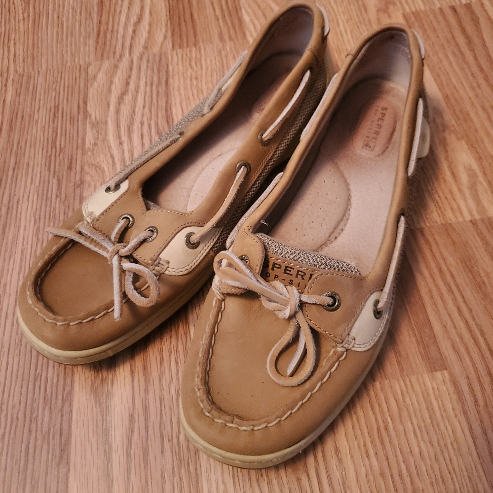 Sperry Topsiders
